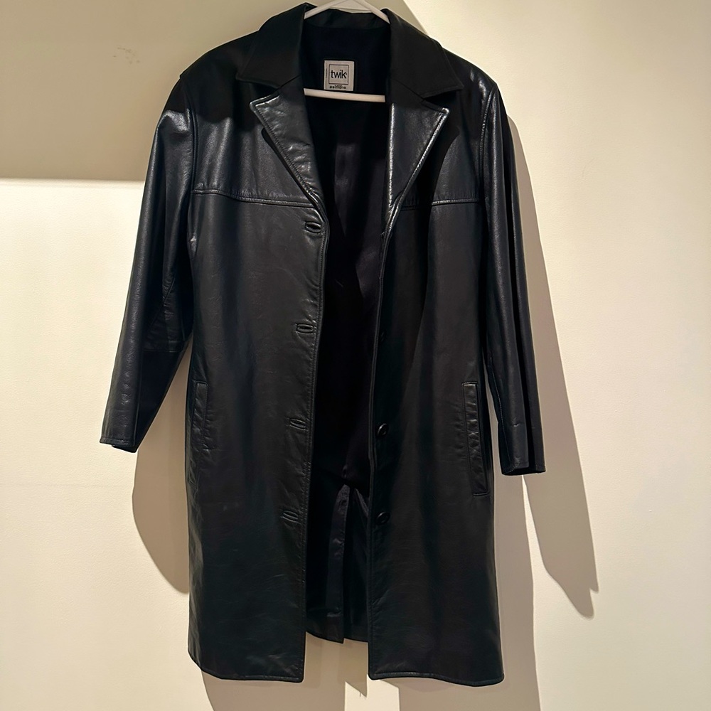 Twiks 100% leather vintage coat